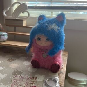 Pink Wakuku Up to Mischief !